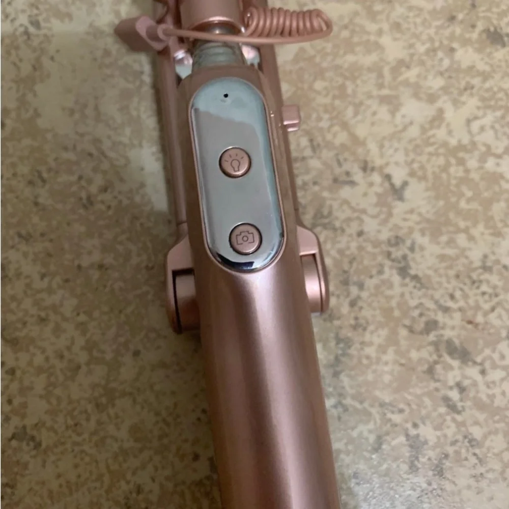 “MOCREO” Pink Selfie Stick. Open 33” Long Bluetooth Selfie Stick